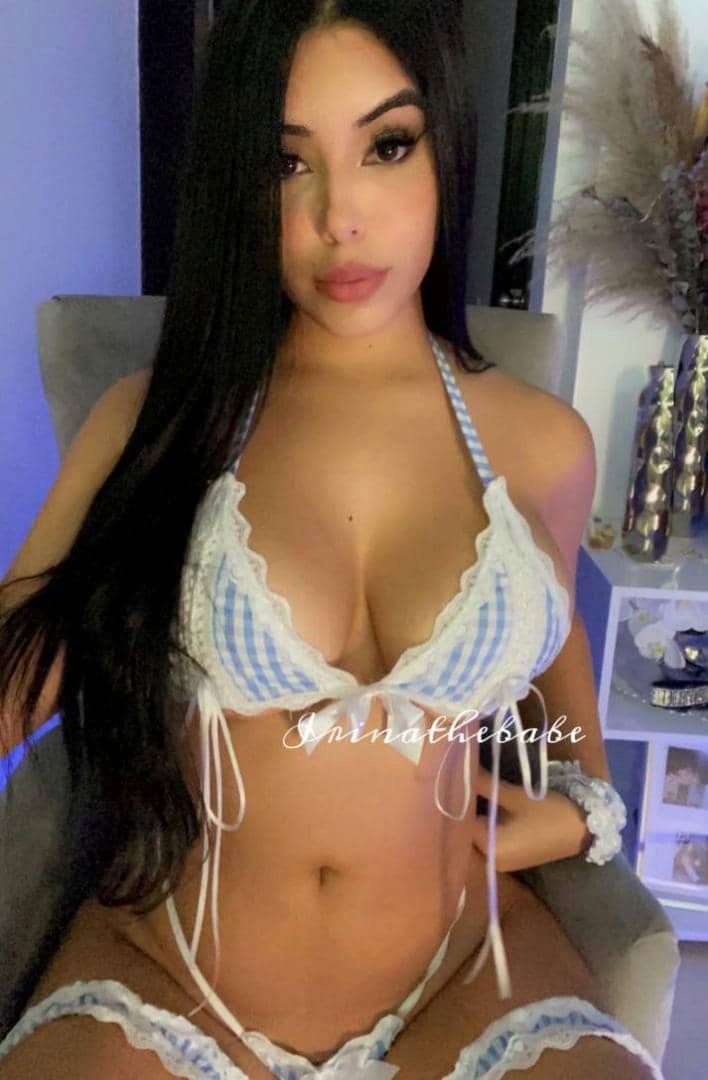 Plus size model's avatar