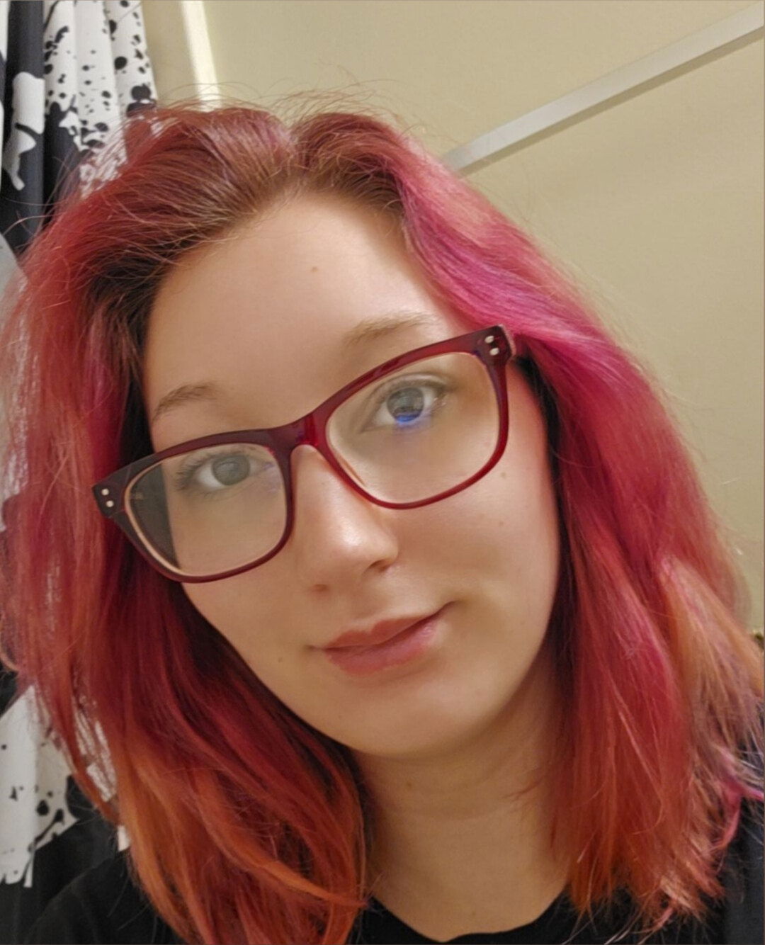 Iris Layne's avatar