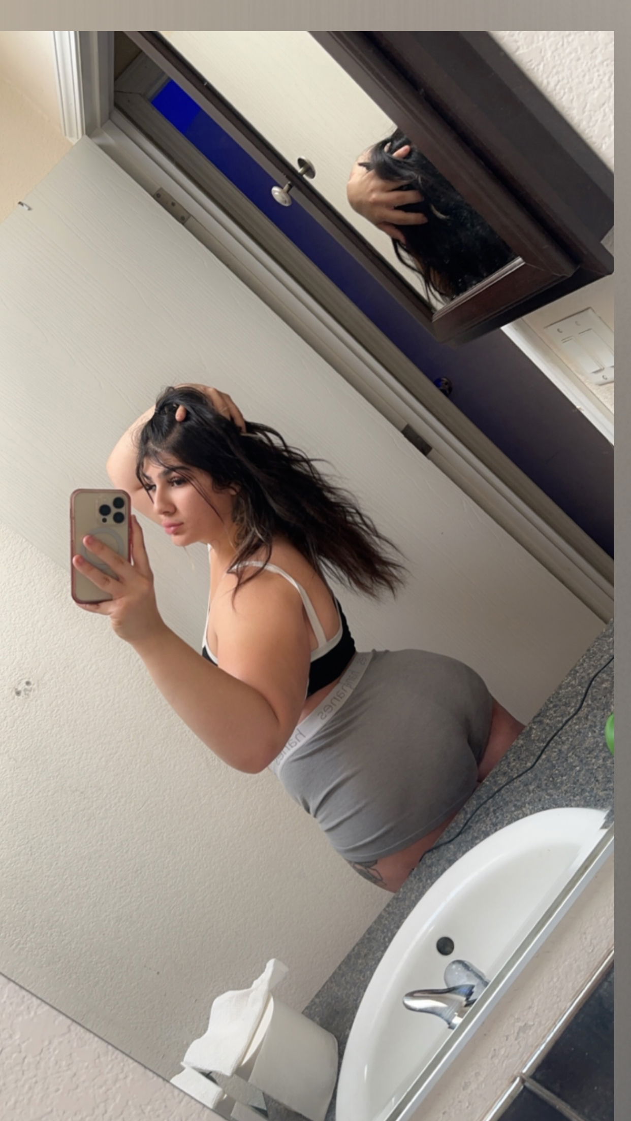 Bella Benz