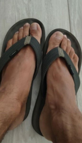 Italian man's feet's avatar