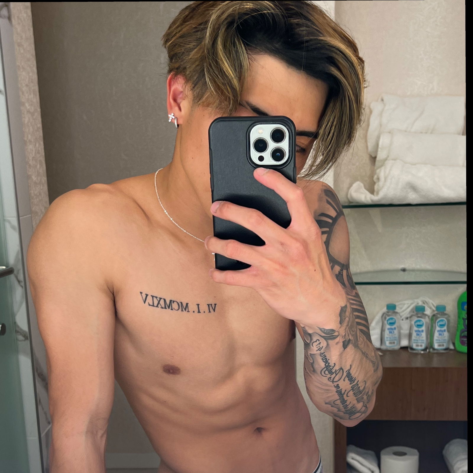 Christian 🚘's avatar