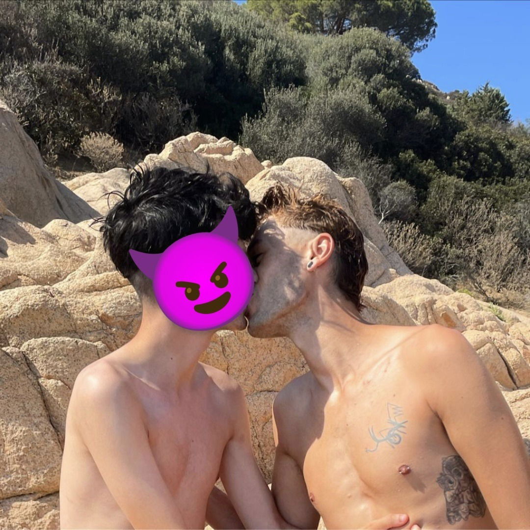 Felix &amp; Elyo's avatar