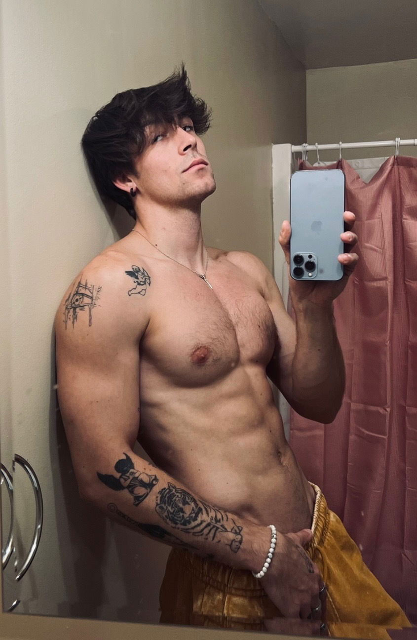 Grayson🖤