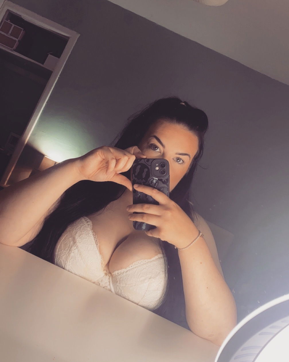 Ivy_may's avatar
