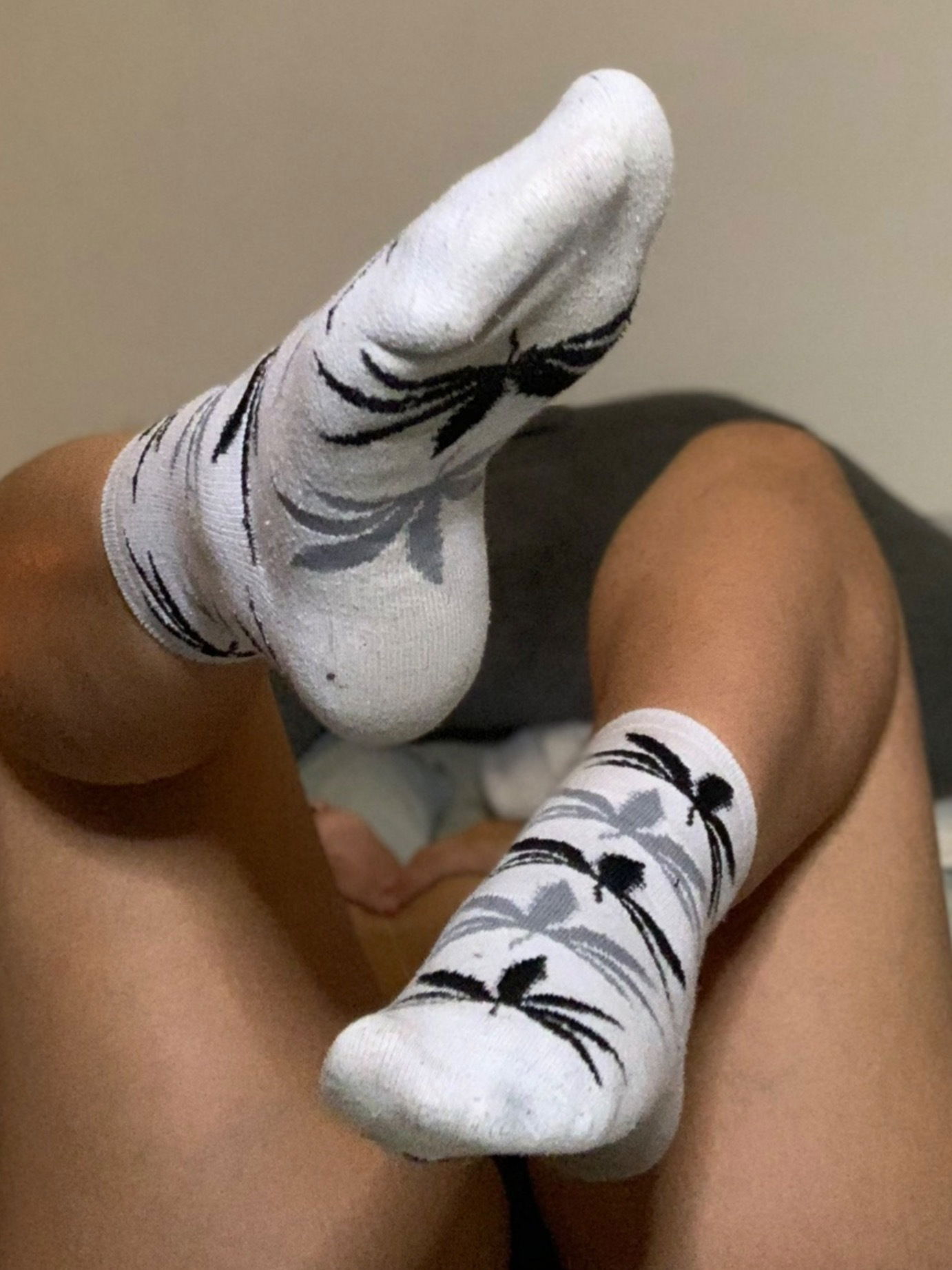 Ivy Noir🦶's avatar