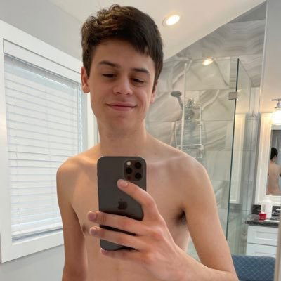 Jake Prism's avatar