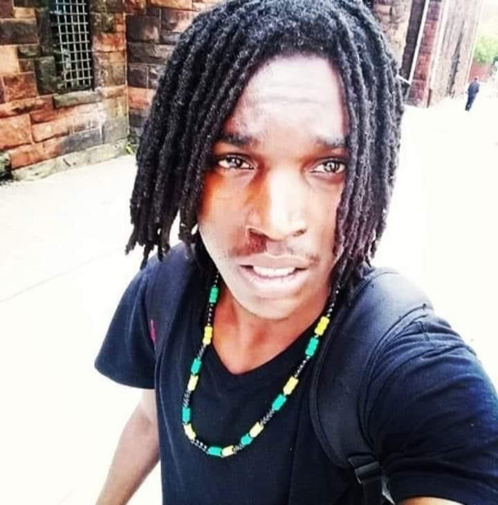 LouieVille Zay's avatar