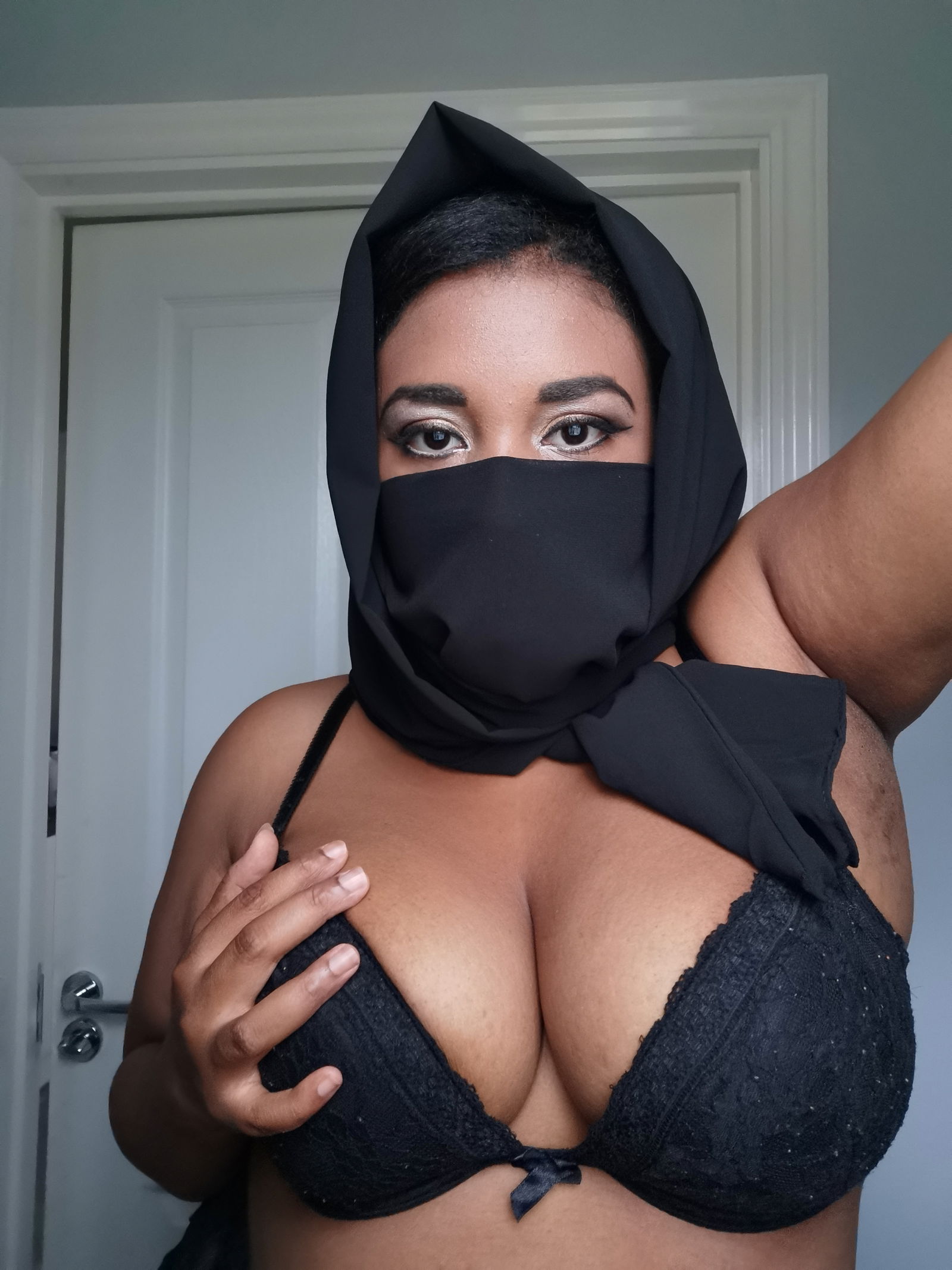 Jasmin Javadi's avatar