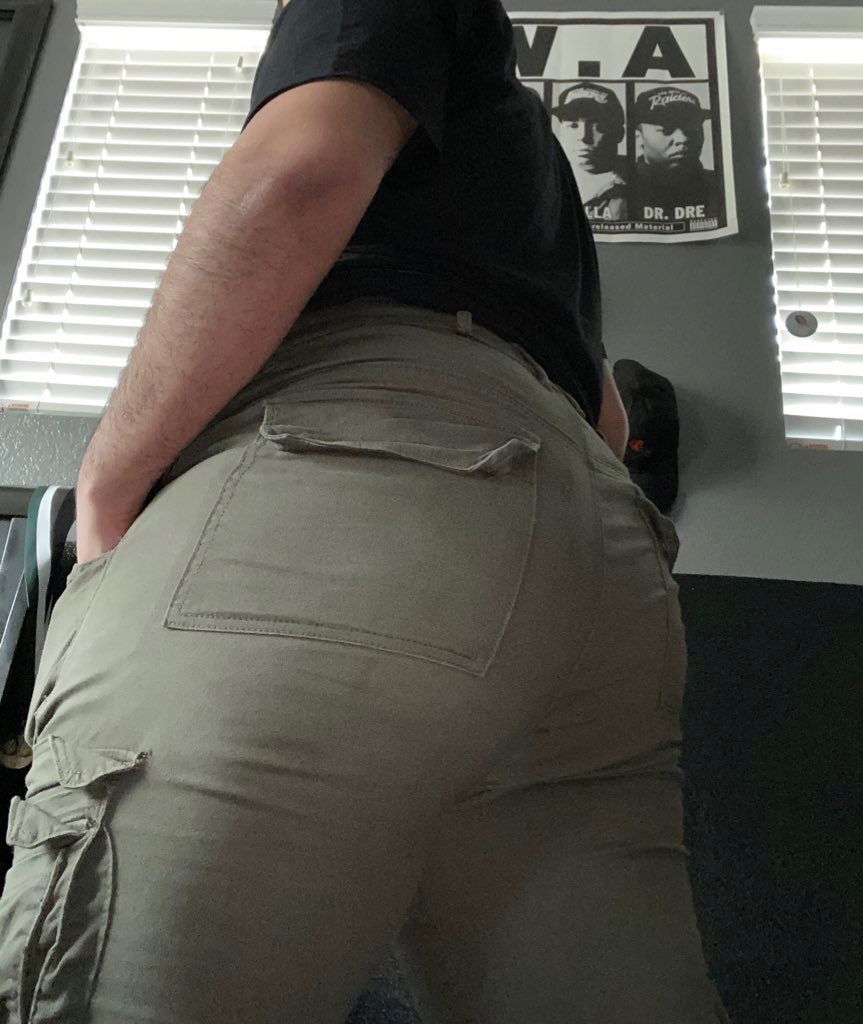 BOTTOMBOI 🍑's avatar