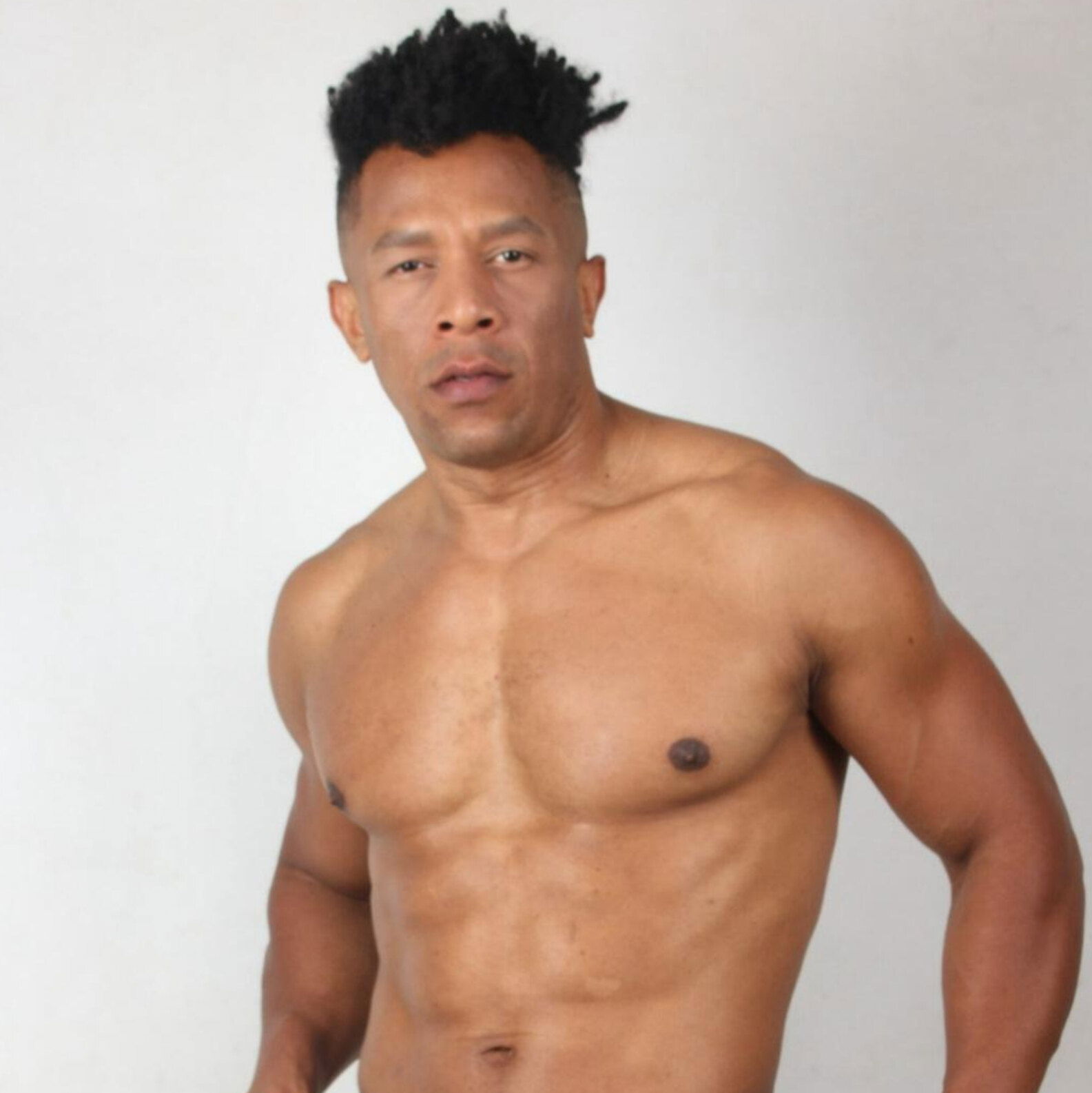 Jhan Hernández creator profile