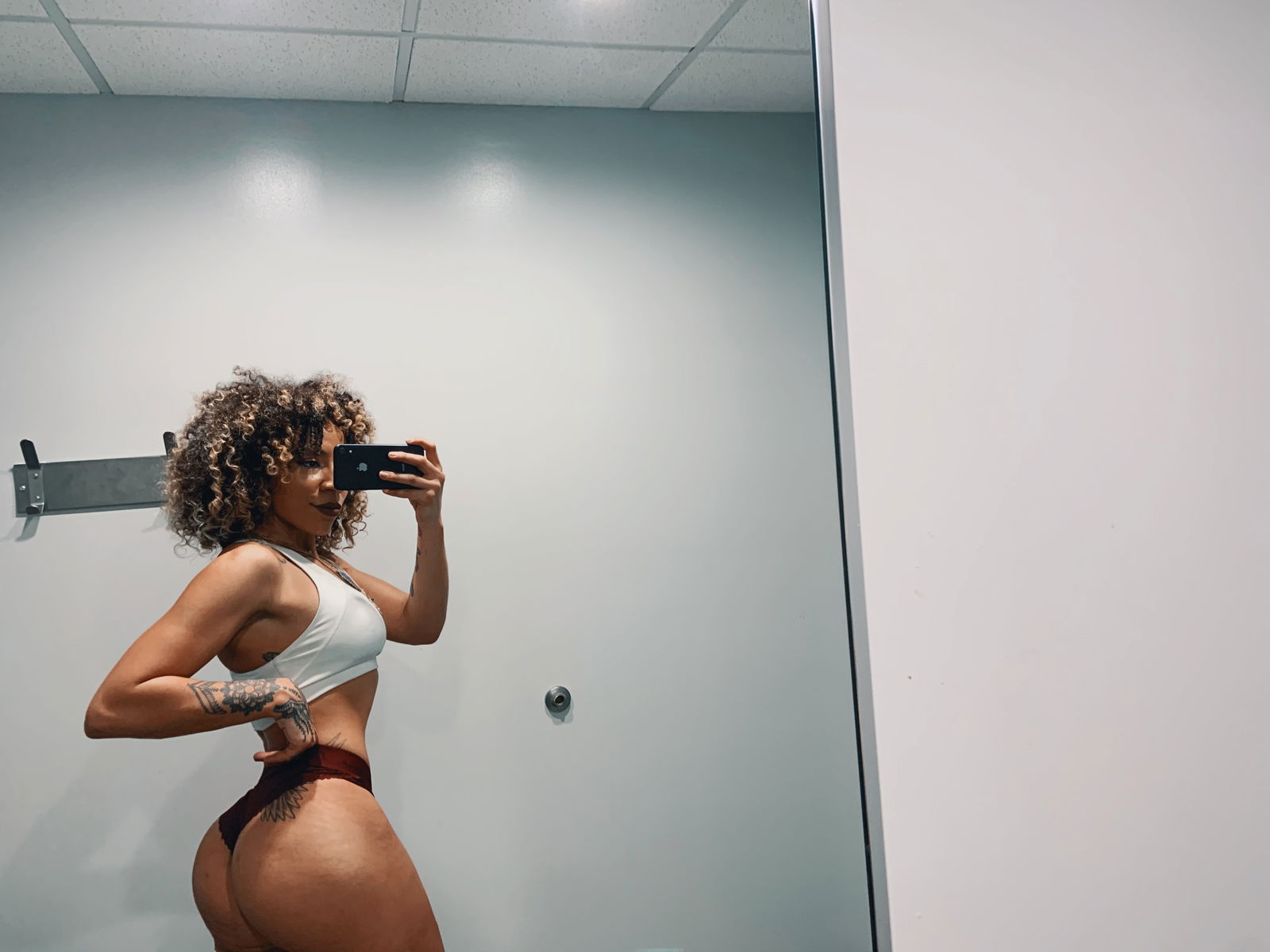 Jocelyn Royale