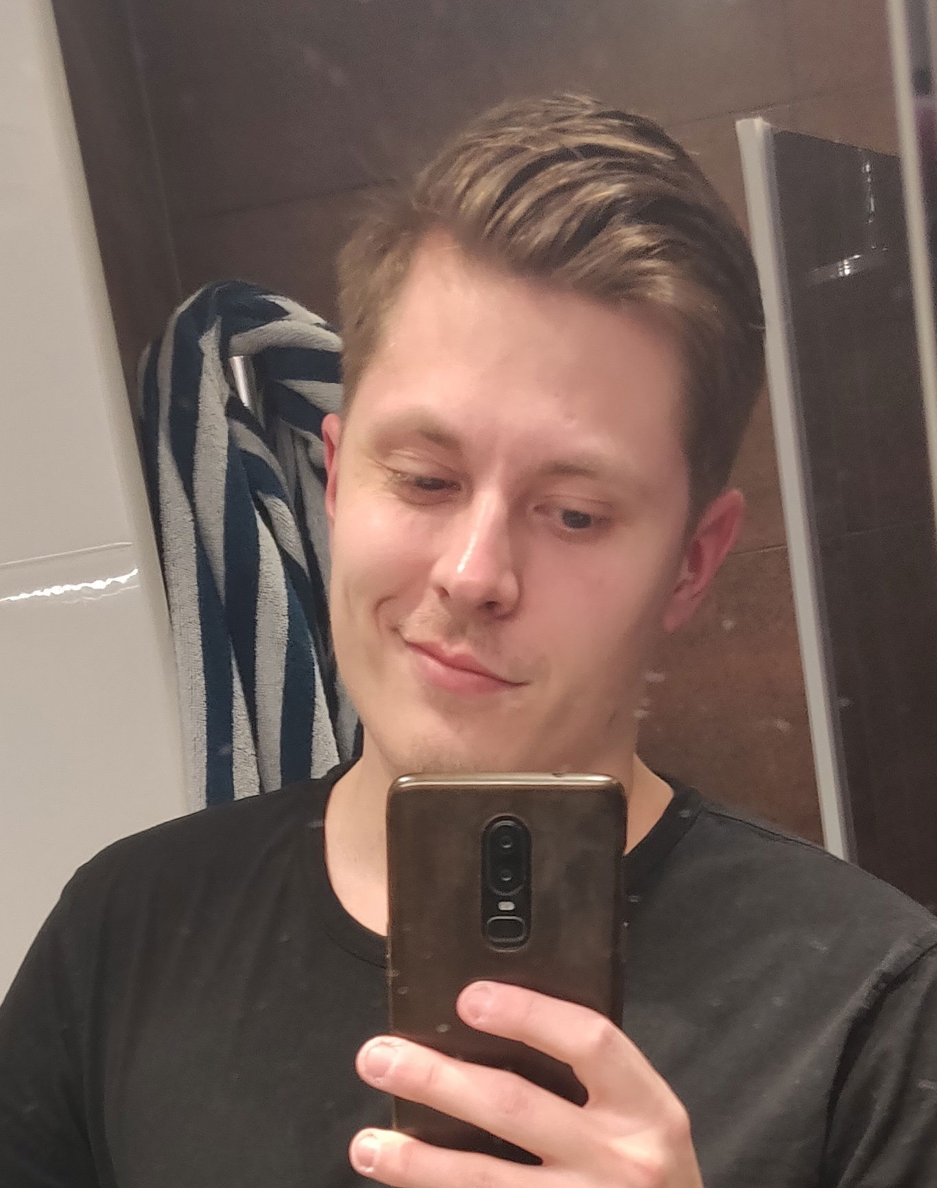 Jonathan's avatar