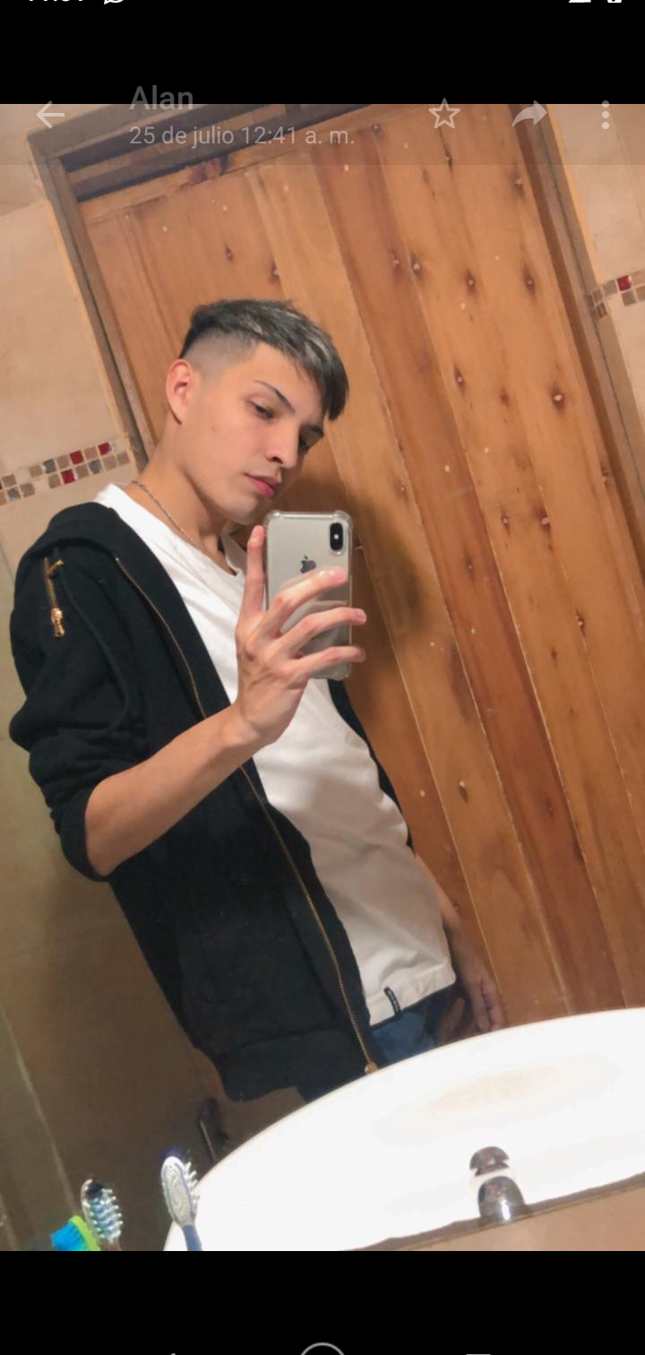 Uriel's avatar