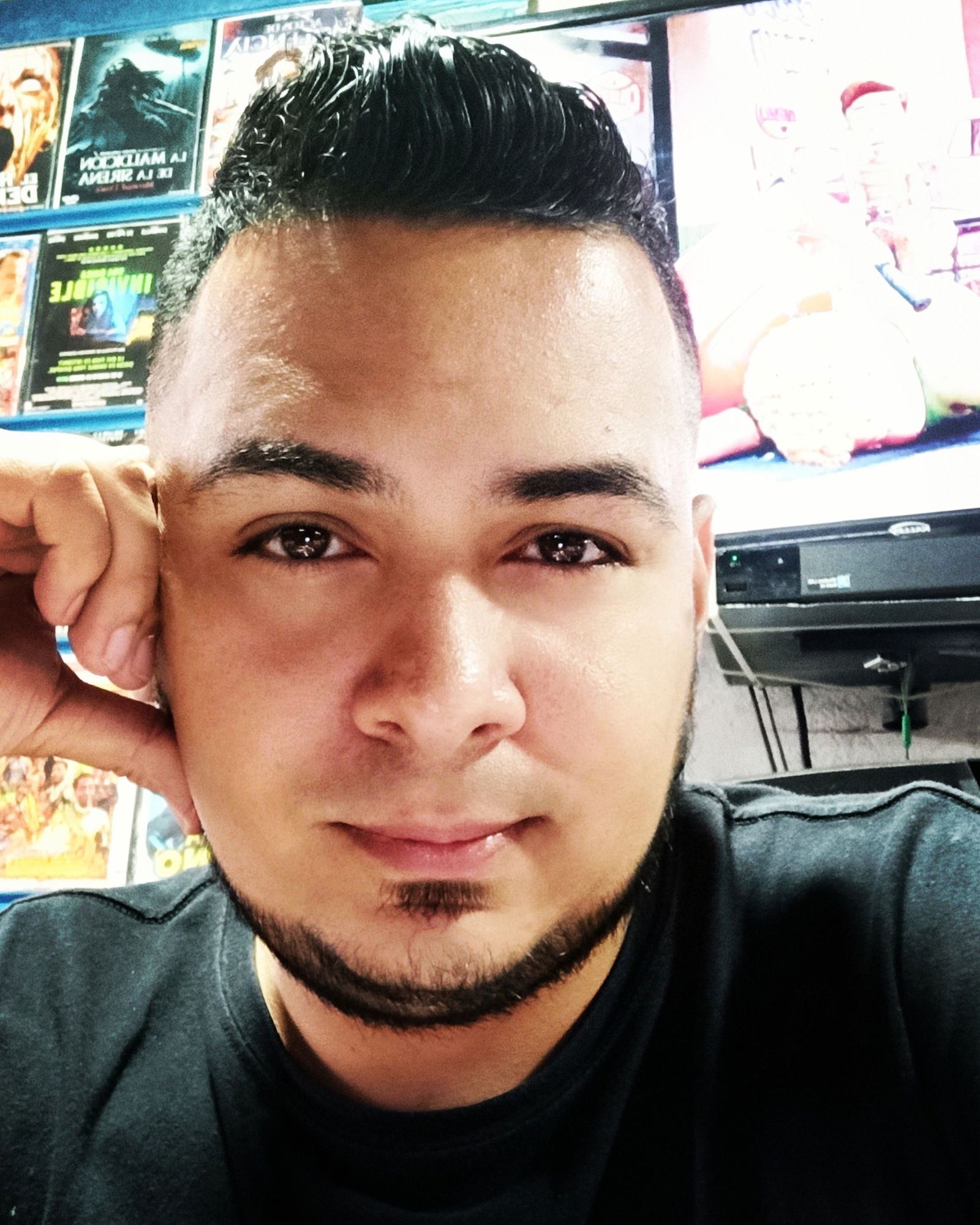 Ares montoya's avatar