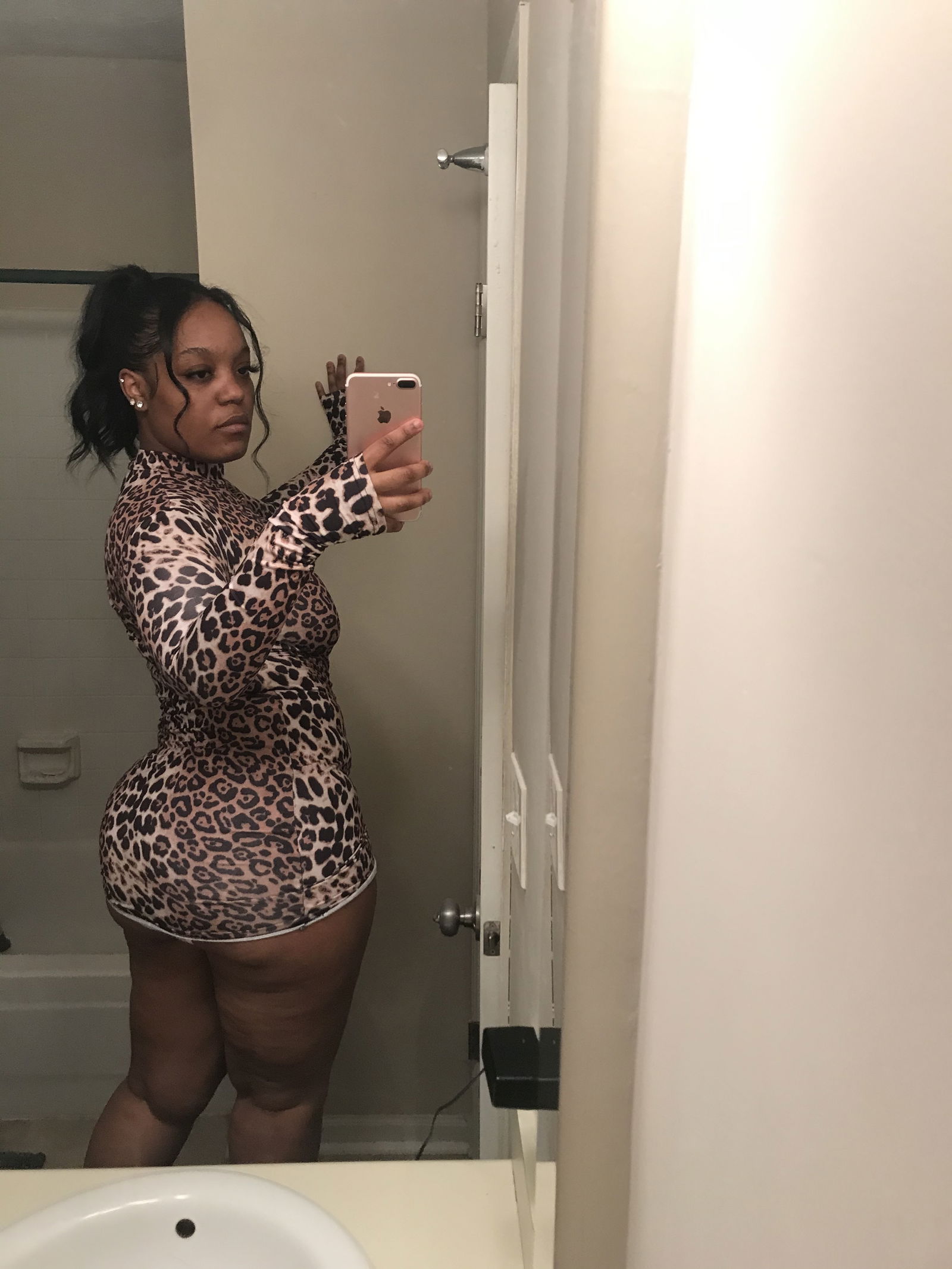 Gina deluxe 😈's avatar