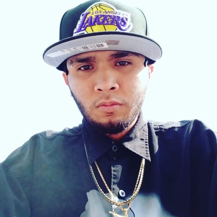 J Pérez's avatar