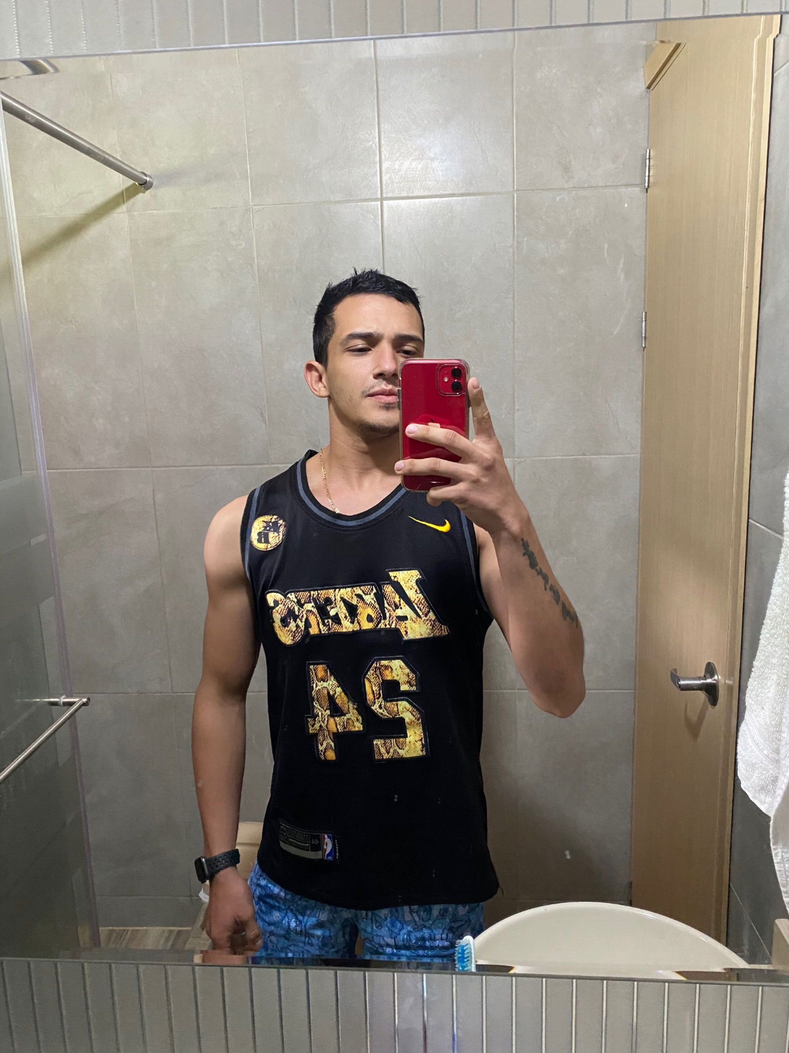 Juan Bernal's avatar