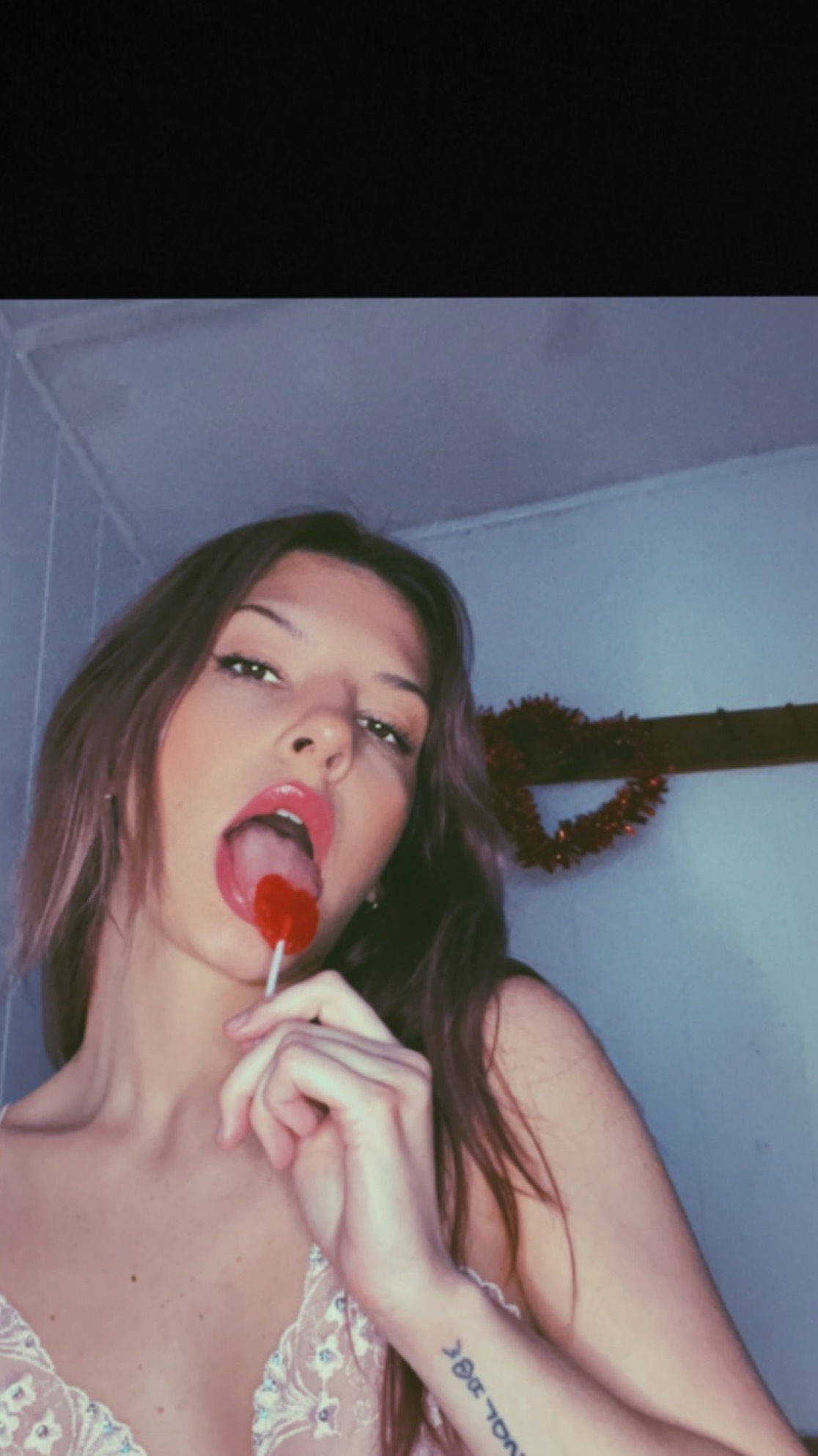 juicy underworld's avatar