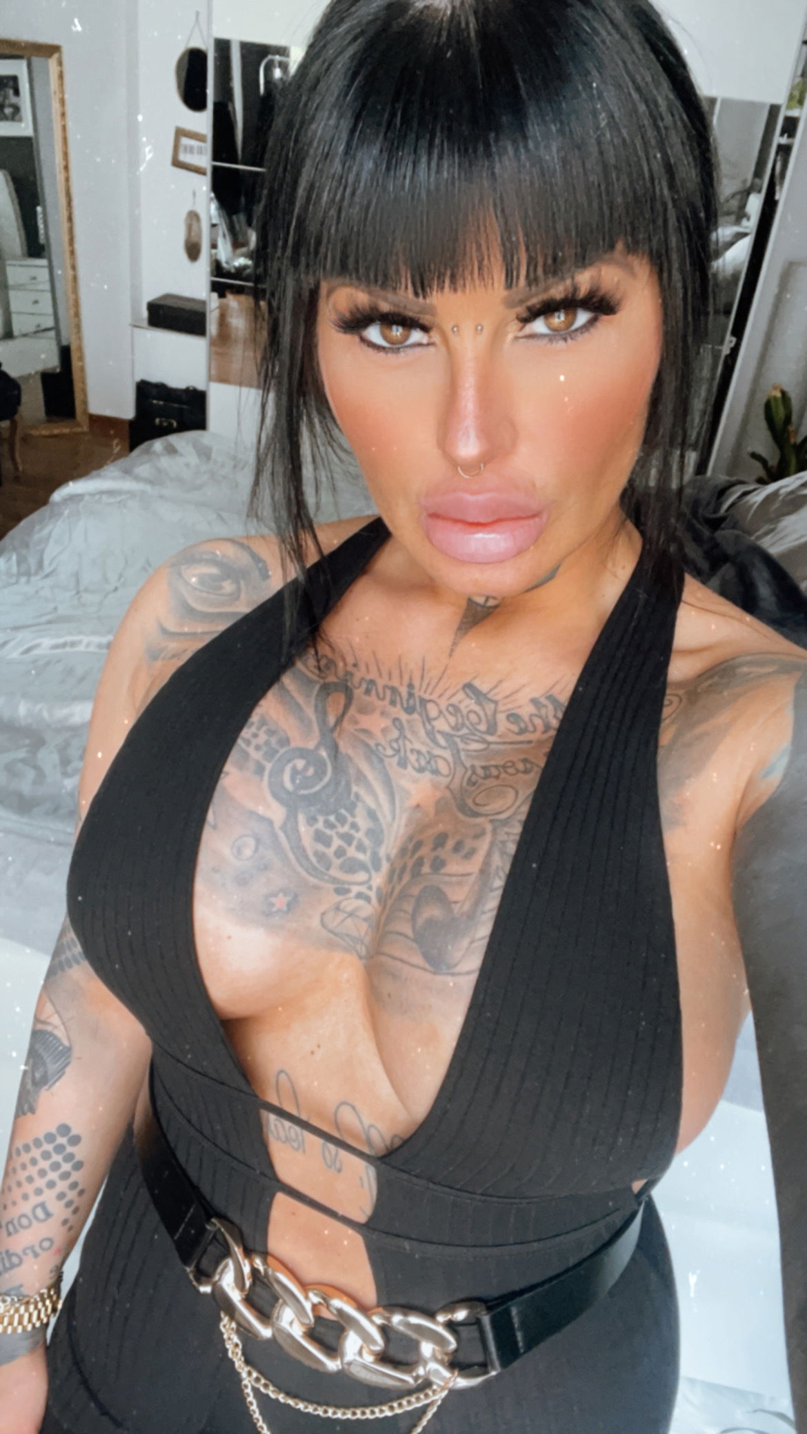 Julia Horvaat's avatar