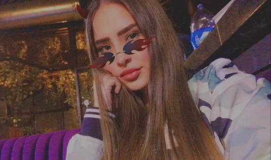 Julieeeth_m's avatar
