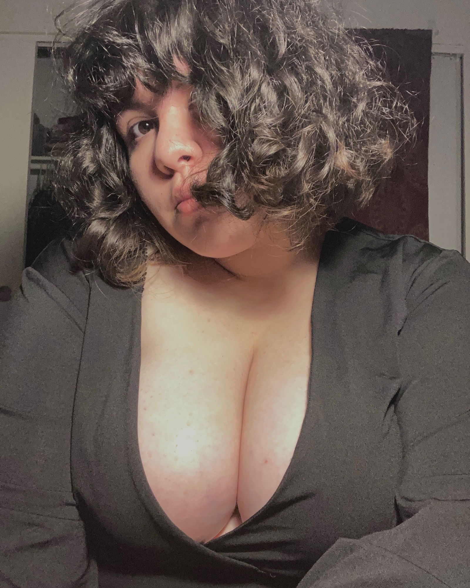 June Jove (HAIATUS)'s avatar