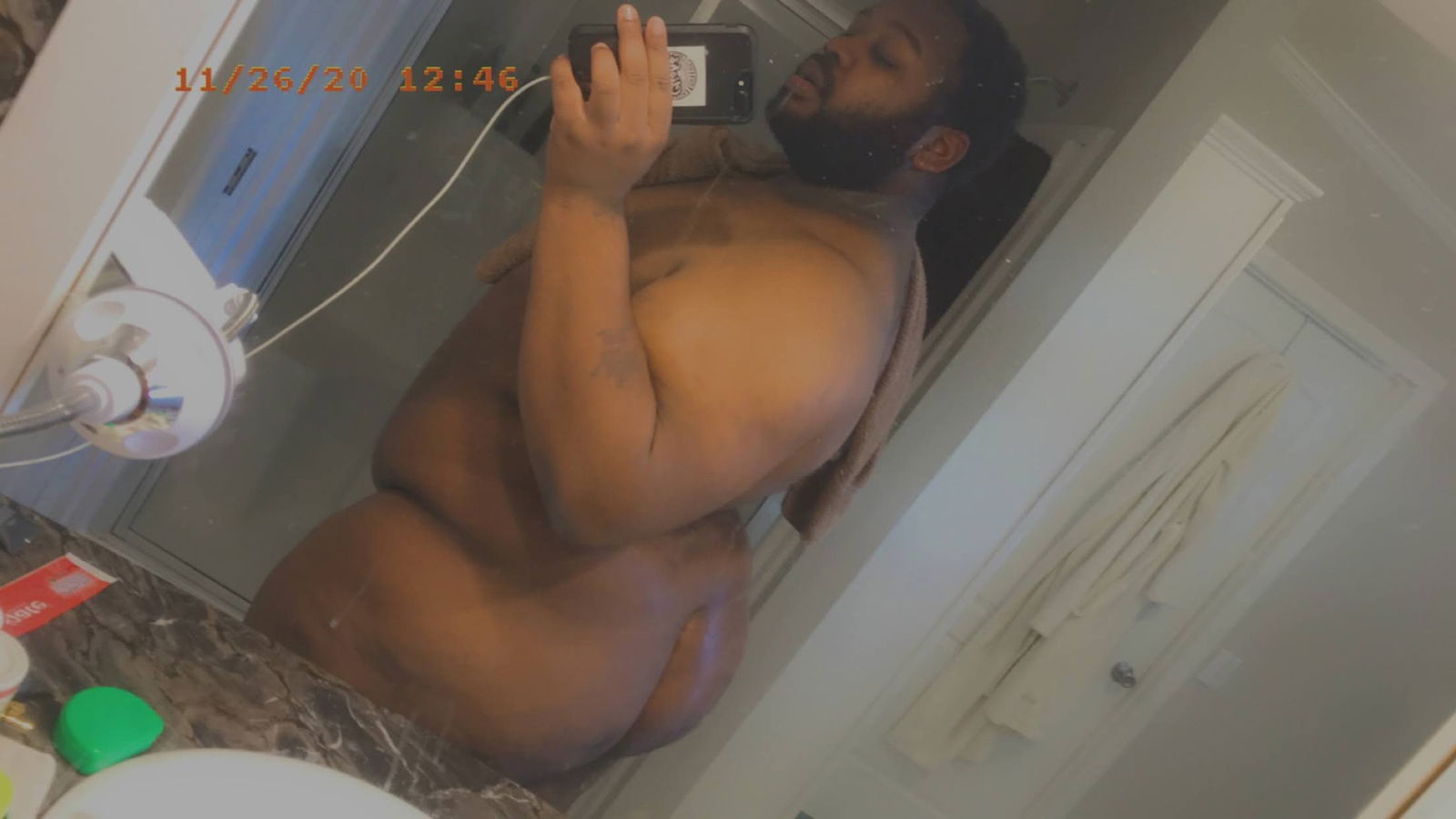 Come play with me 🍑's avatar