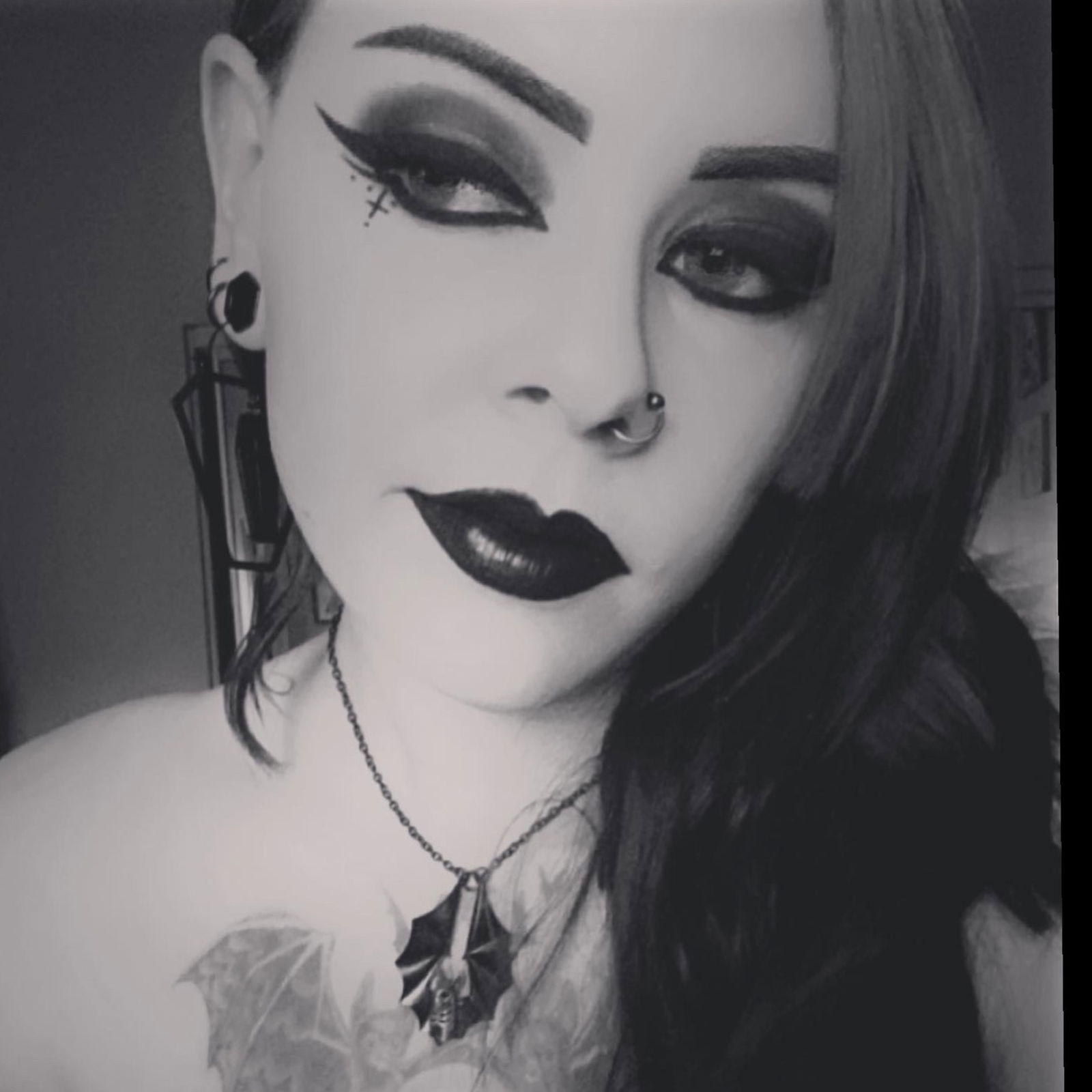Kiki's avatar