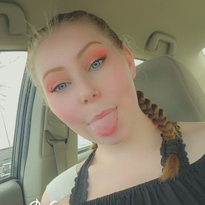 Kate b's avatar