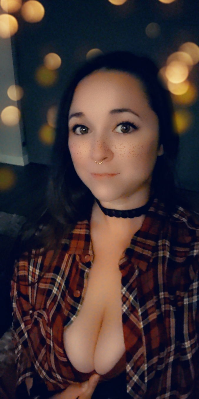 KatMo🎃🎃- FREE's avatar