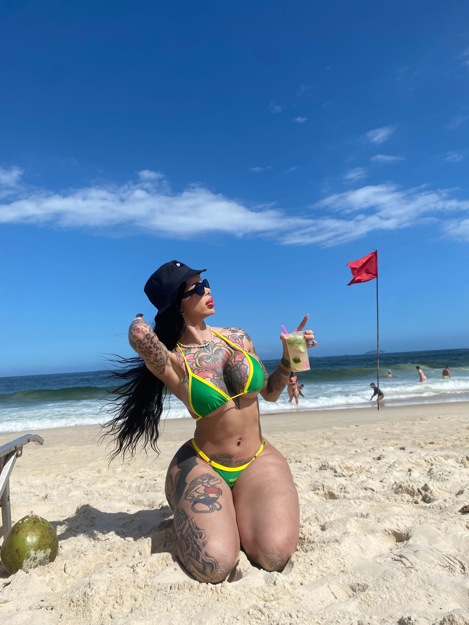 KATY LEON OFFICIAL's avatar
