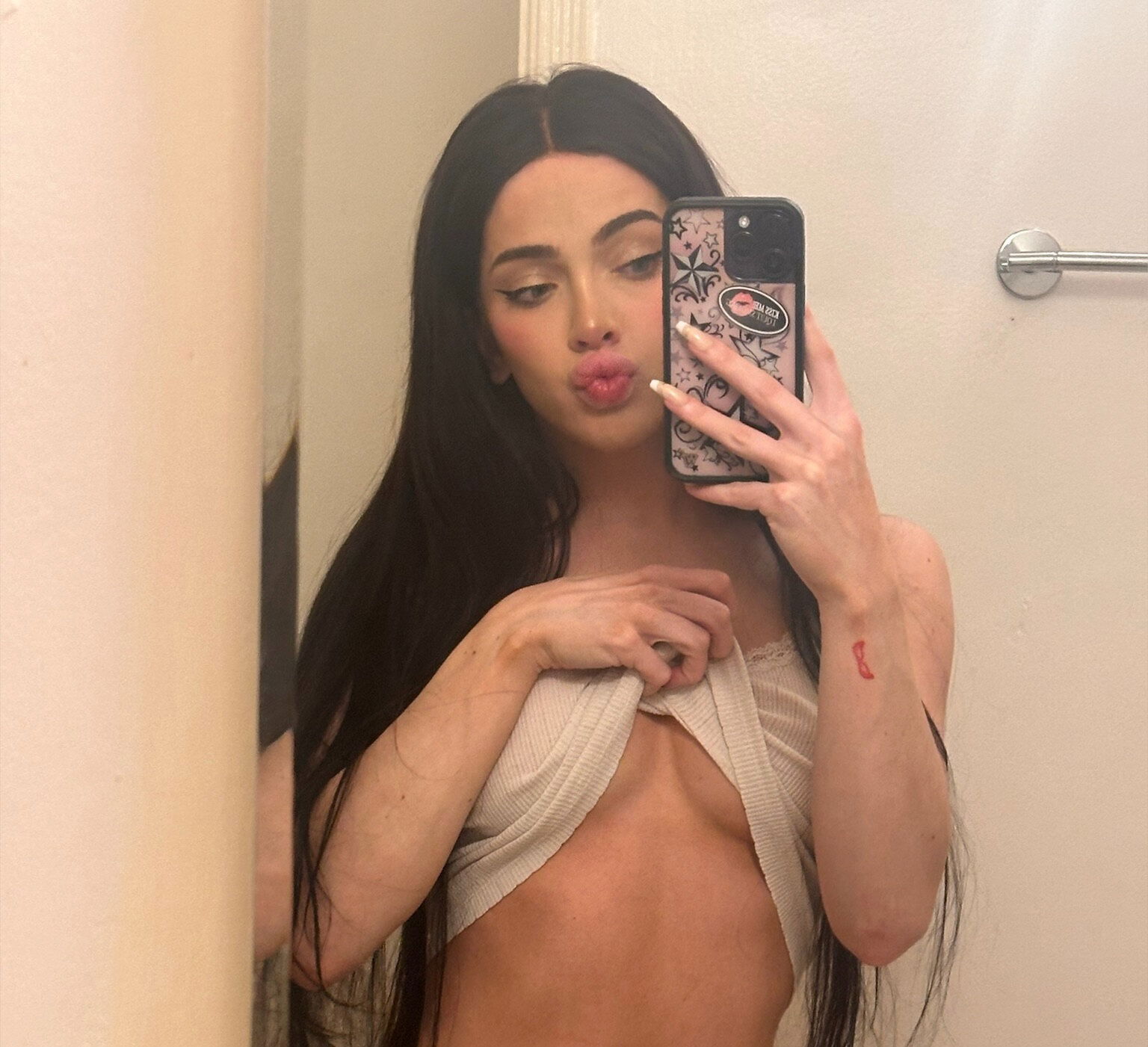 Kendall Raindrop FREE's avatar
