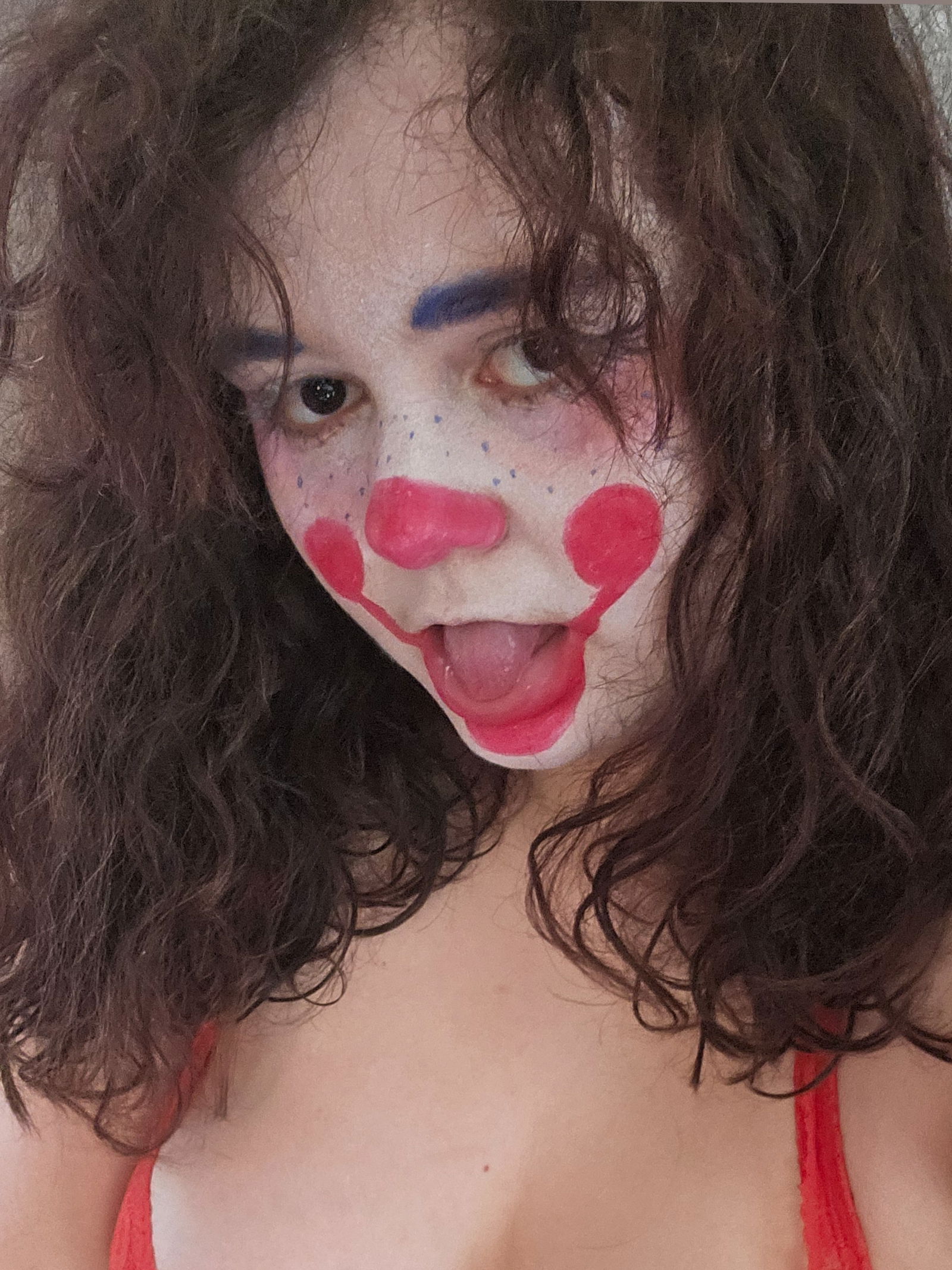 KinkyCircus's avatar