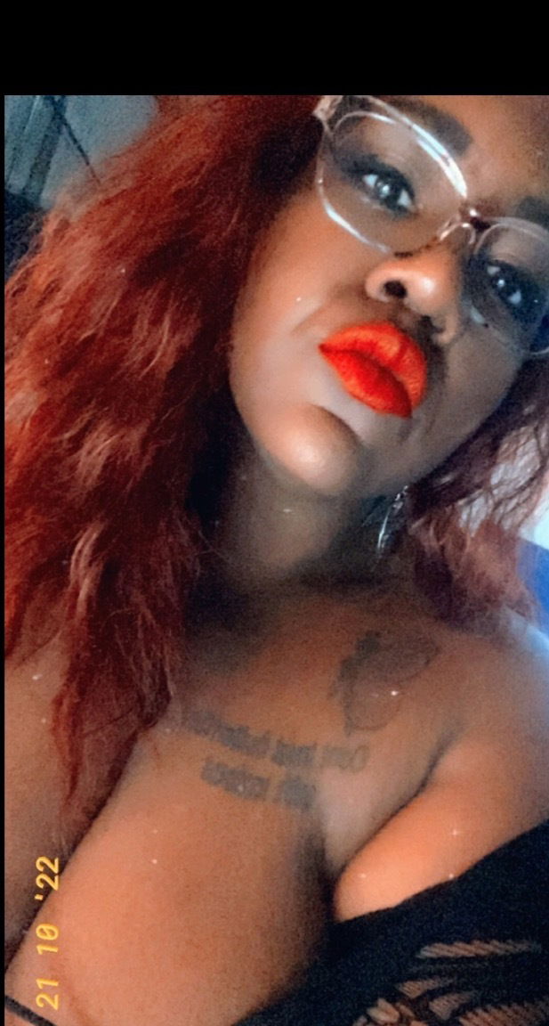 kinkyebonypolyluv