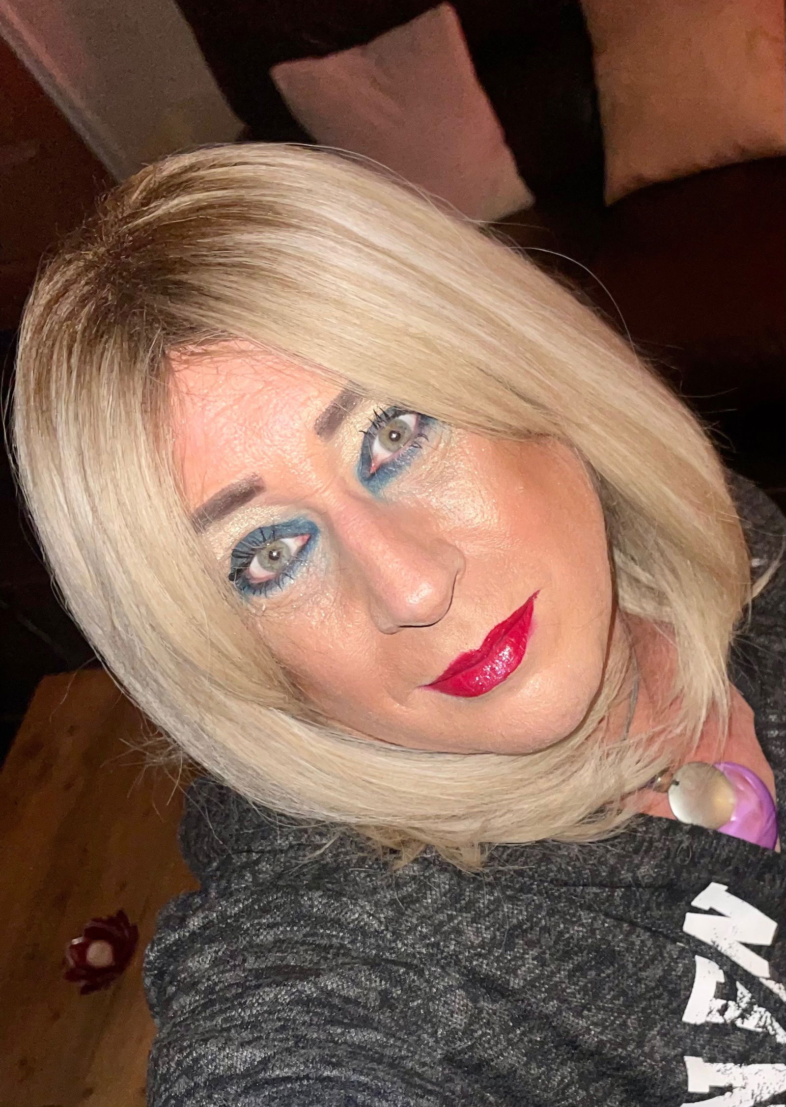 Kirsty summers's avatar