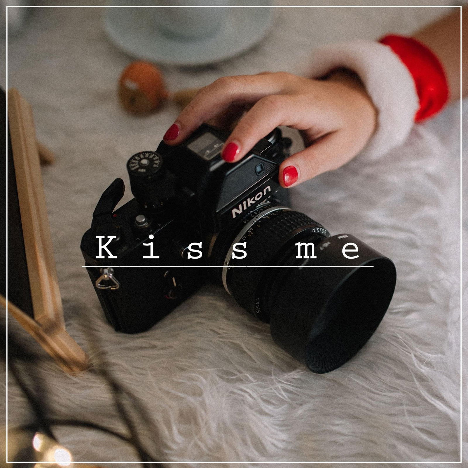 kiss me's avatar