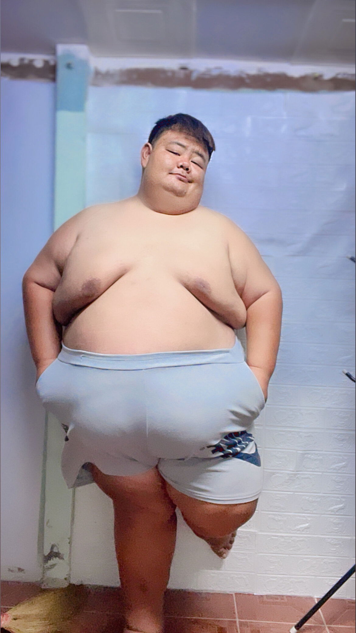 Chubby ton