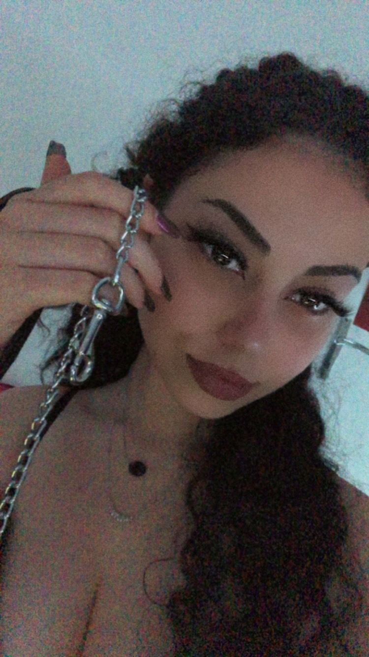 Kitty Mila's avatar
