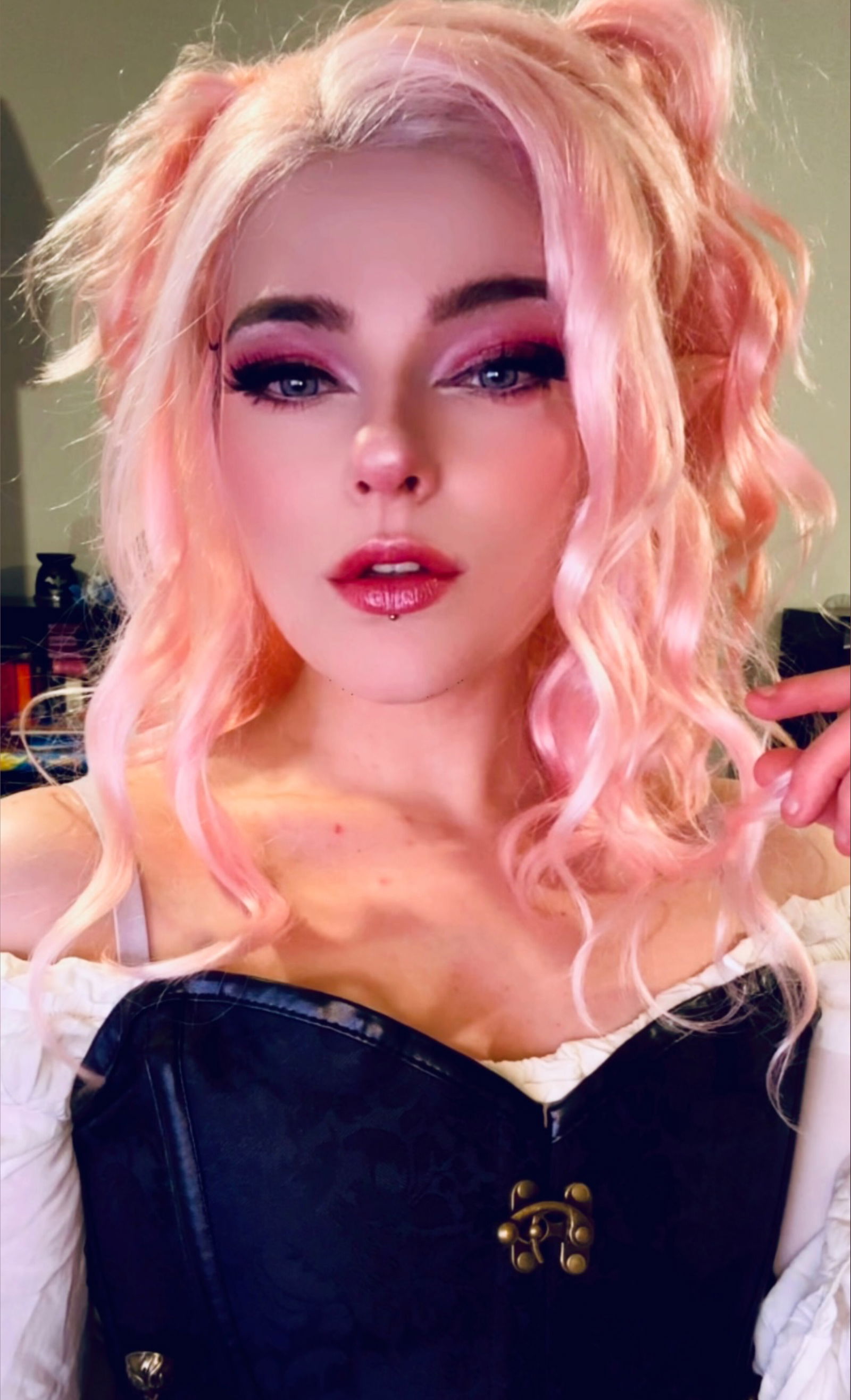 Kitty 🖤 sapphire 💕