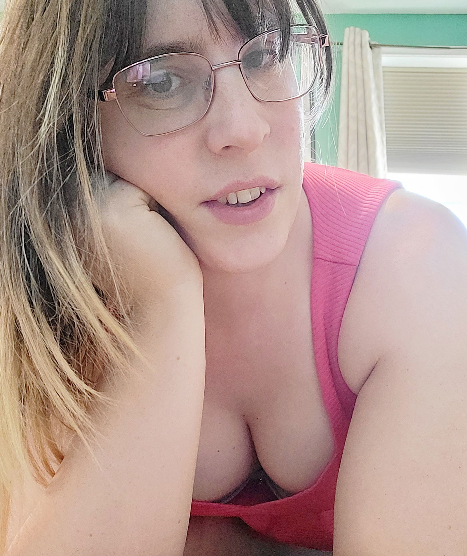 Klara Wiess's avatar