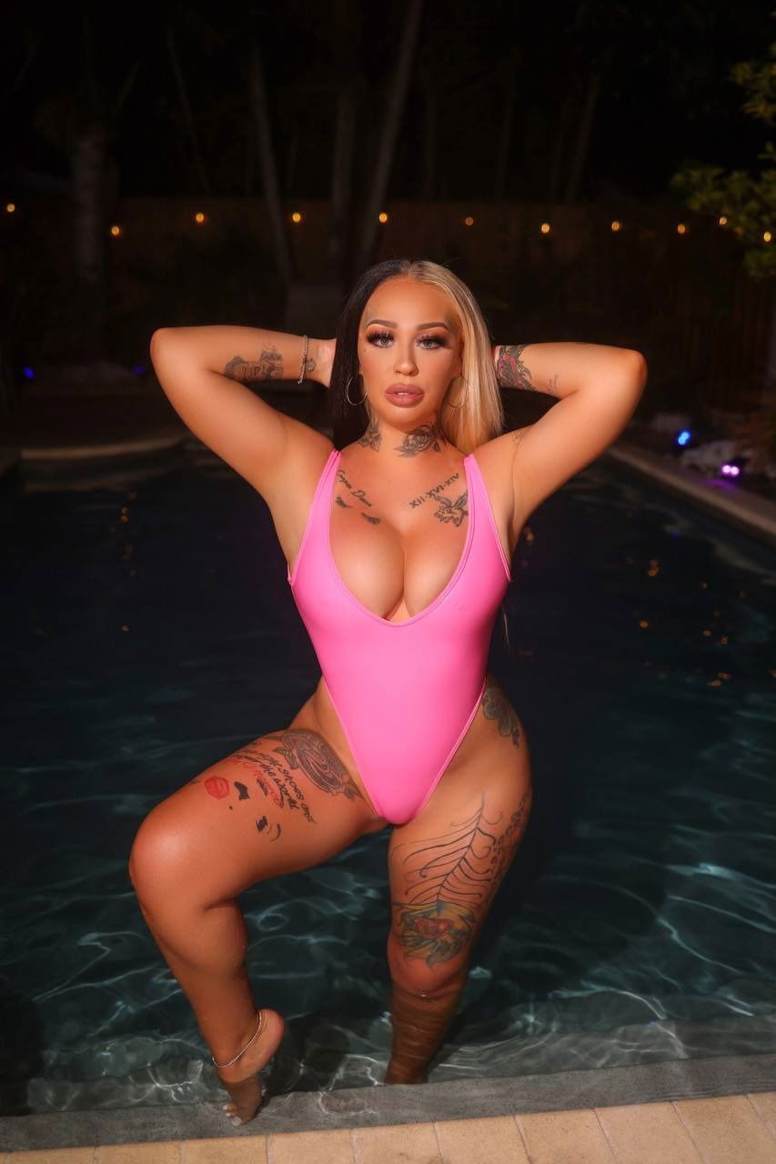 Kwinn 💕 virtual side piece 😈's avatar