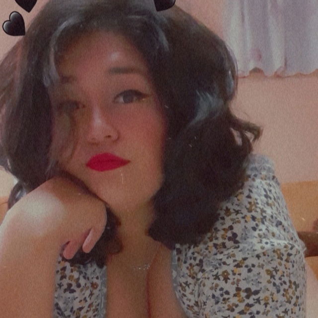Kurara 💖🍑👣's avatar