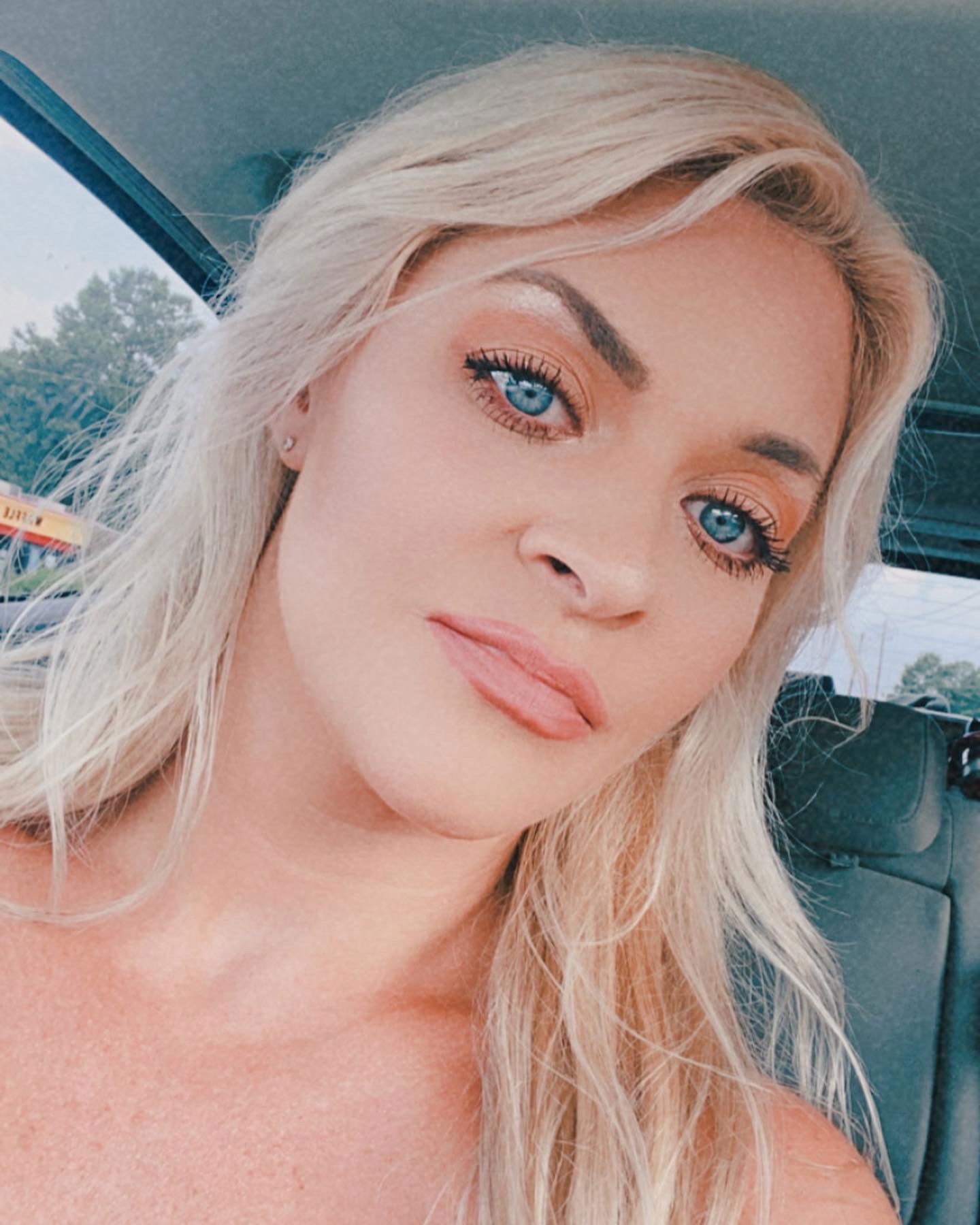 Theredneckbarbiee's avatar