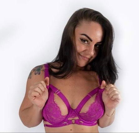 Lacy Love 💜's avatar