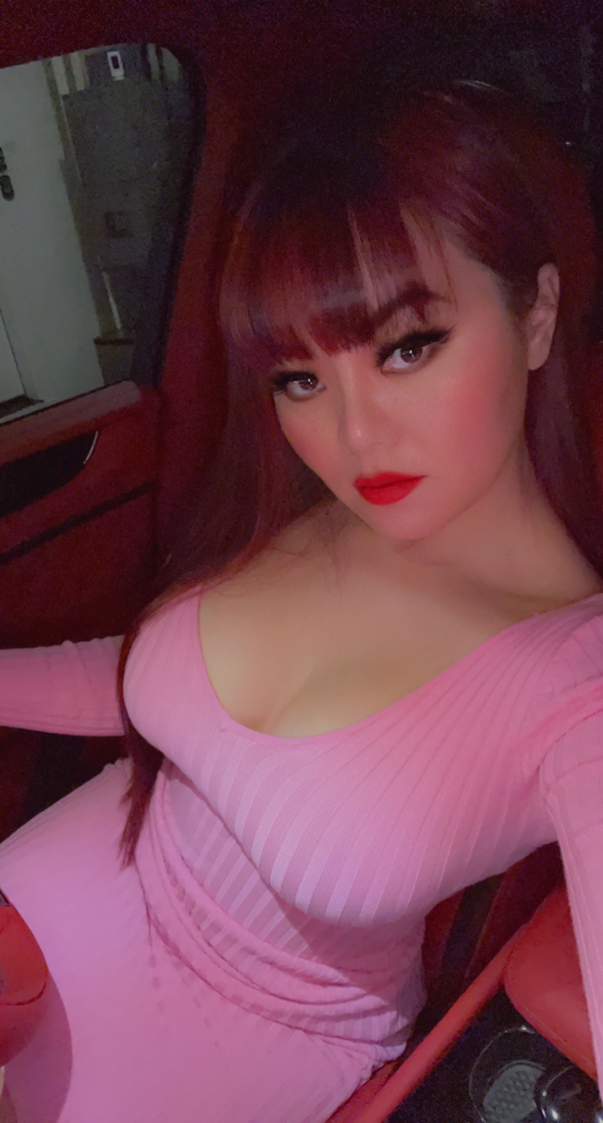Lady in pinkcars's avatar