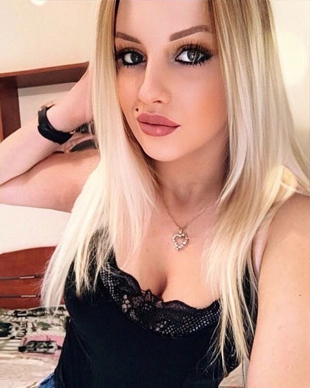 Lady D👑's avatar
