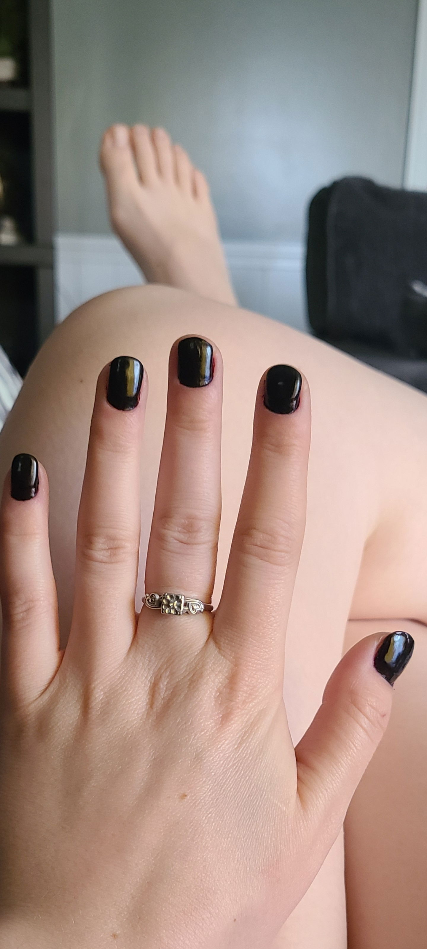 Lady Toes's avatar