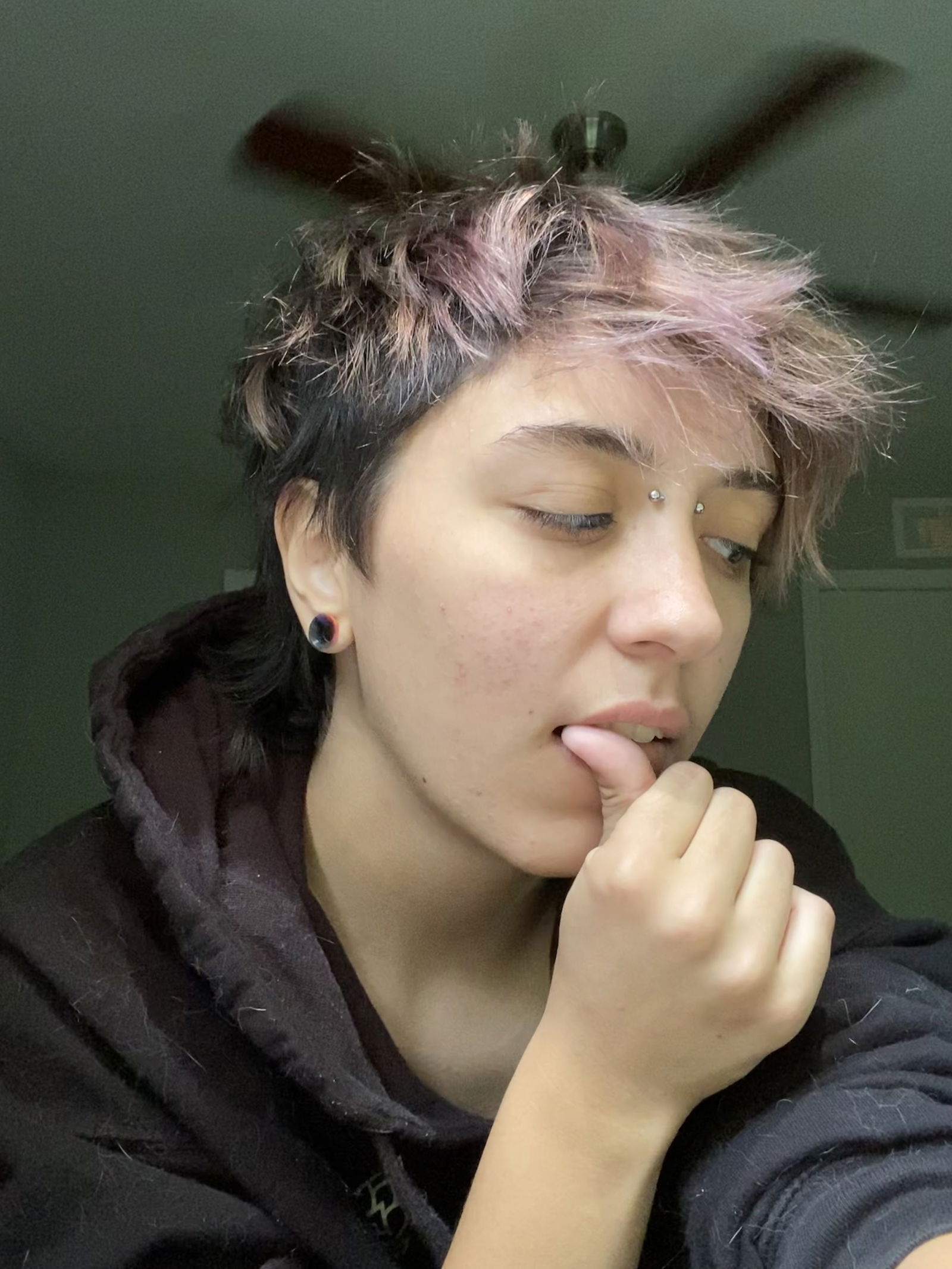 Lake Regail's avatar