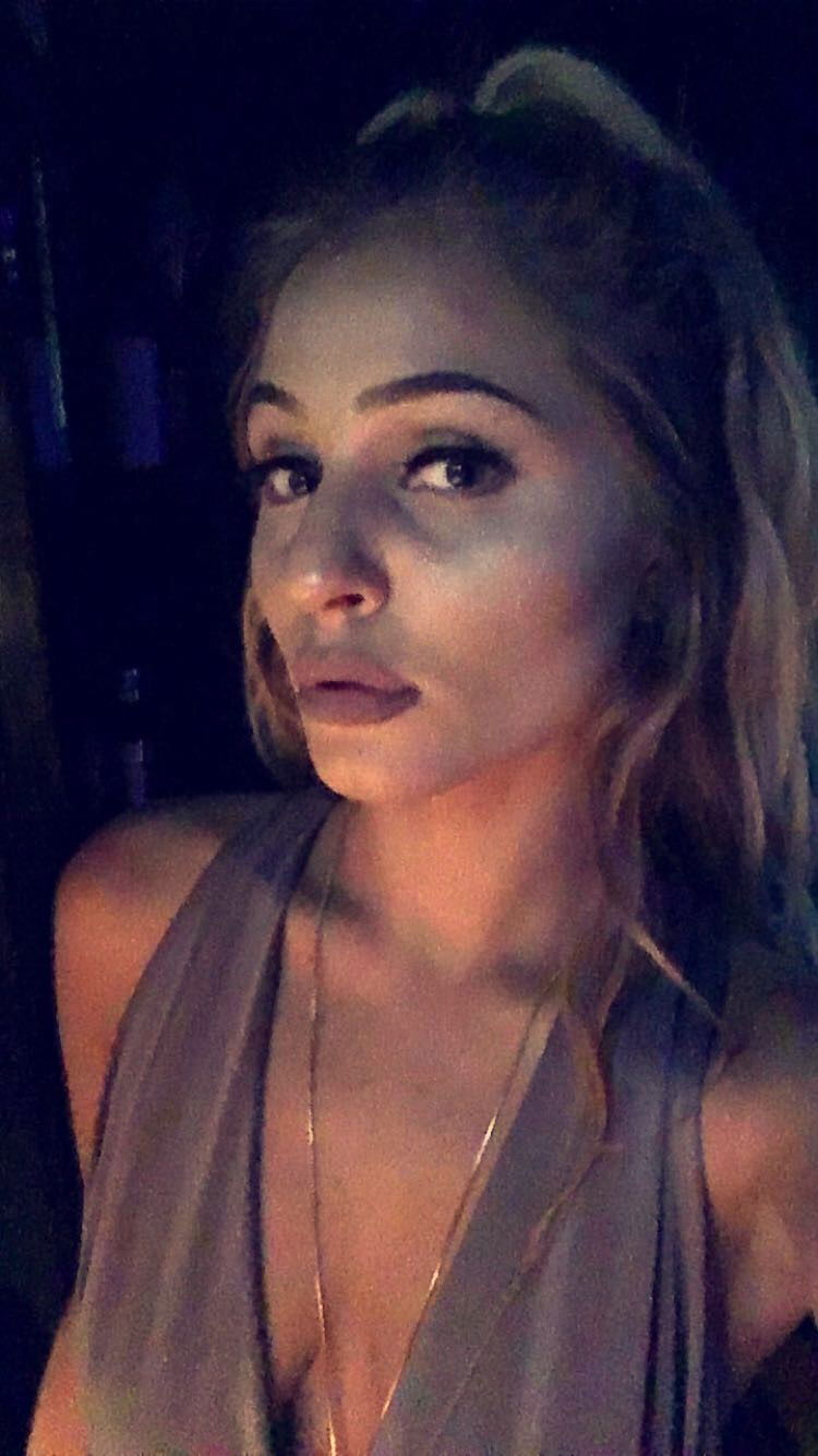 Alana Lynn's avatar