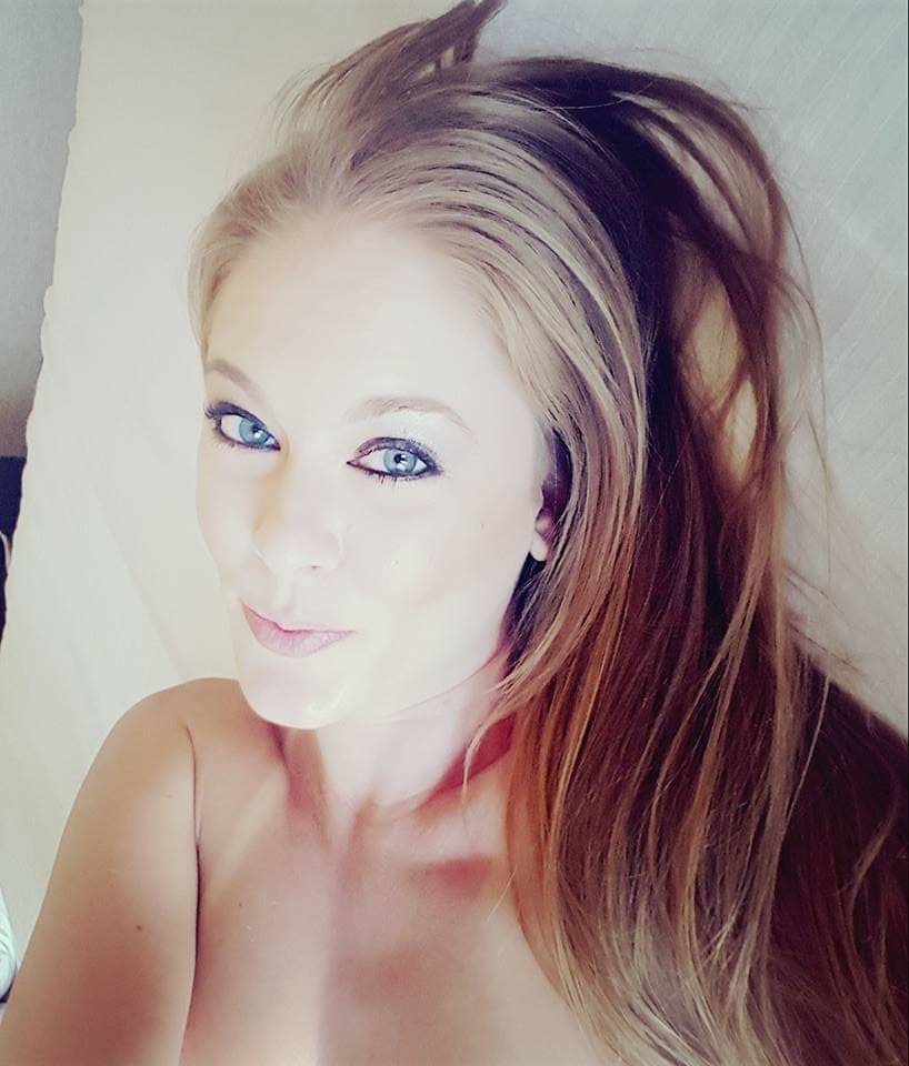 Las Vegas Hotwife creator profile