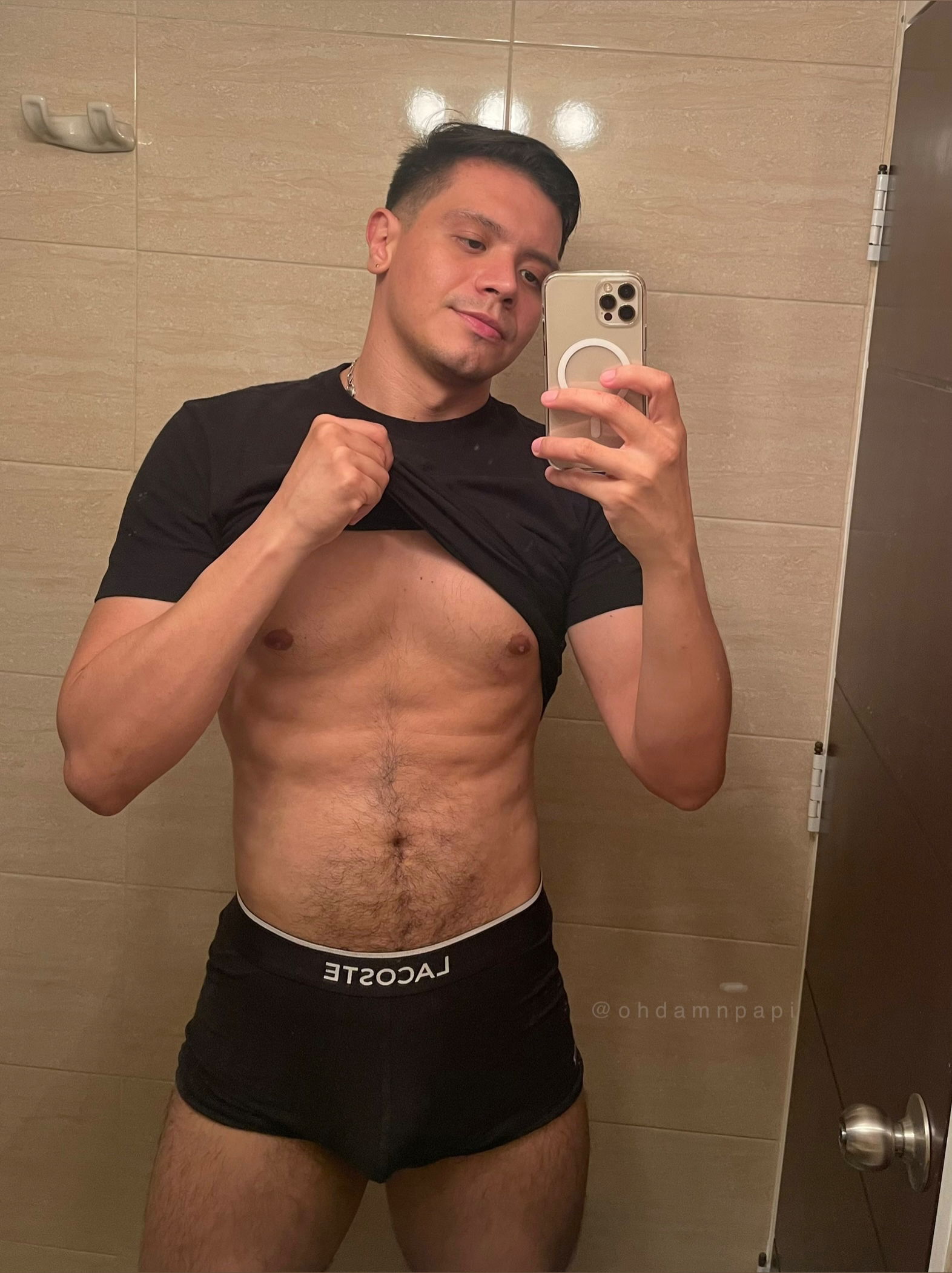 Latin Papi 🔥's avatar